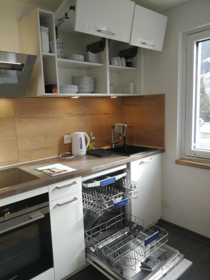 Haus Rhaetikon 1. Og, Links Davos Exterior foto